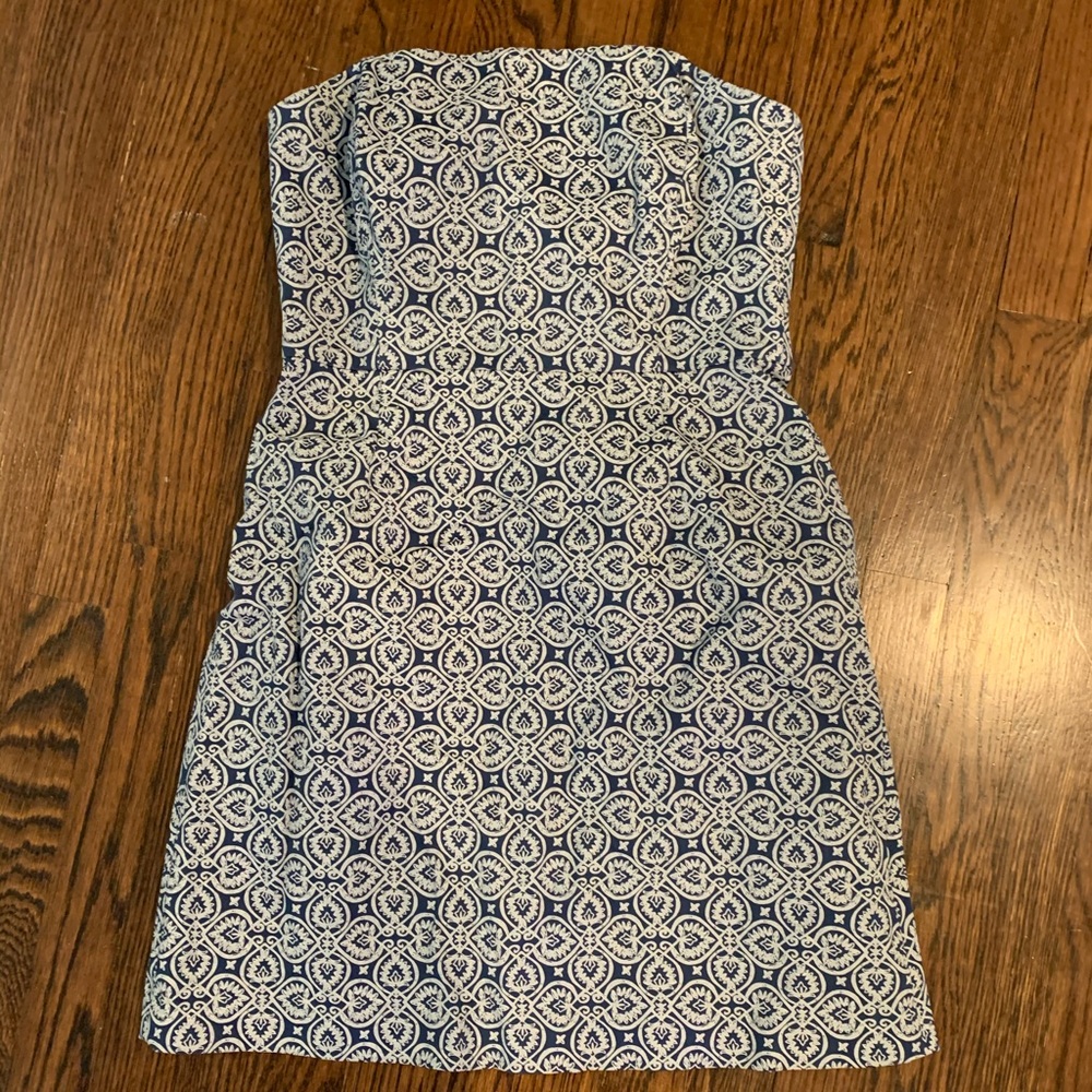 Vineyard Vines strapless dress